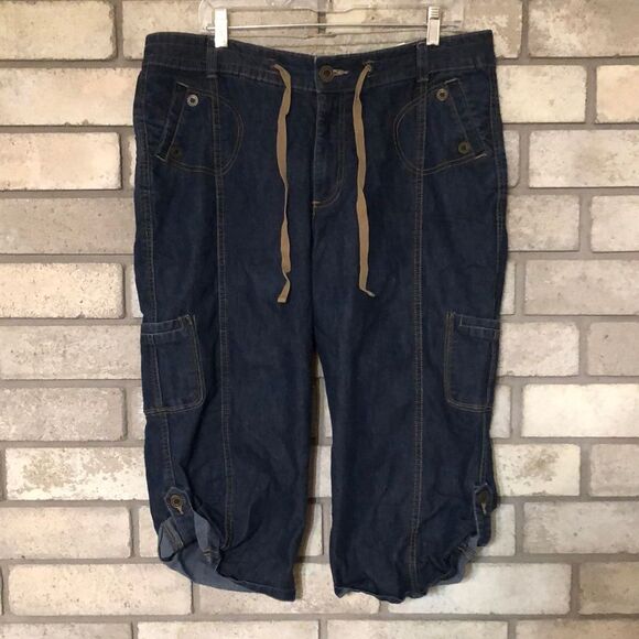 3for$20 jeans  size 15/16 (3 quarter length ) - Picture 1 of 4